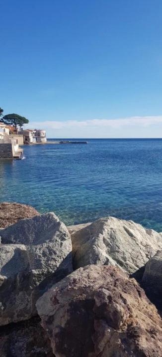 T1 Bis A 50 M De La Plage Sainte-Maxime Exterior photo